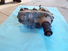 Load image into Gallery viewer, TRANSFER CASE Jeep Liberty 02 03 04 05 06 07 - MRK189666