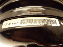 Load image into Gallery viewer, Power Brake Booster Jeep Liberty 2004 - MRK189667