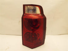 Load image into Gallery viewer, TAIL LIGHT LAMP Jeep Commander 06 07 08 09 10 Right - MRK189917