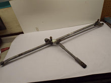 Load image into Gallery viewer, Windshield Wiper Transmission Dodge Avenger 2011 - MRK190784