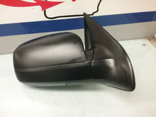 Load image into Gallery viewer, SIDE VIEW MIRROR Kia Sorento 2003 03 04 05 06 Right - CTL192082