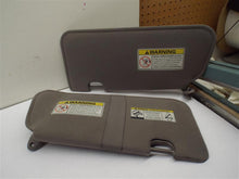 Load image into Gallery viewer, Interior Sun Visors Ford Escape 2002 - MRK193580