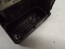 Load image into Gallery viewer, ABS PUMP Tundra 2001 01 2002 02 2003 03 - MRK195879