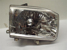 Load image into Gallery viewer, HEADLIGHT LAMP ASSEMBLY Nissan Pathfinder 99 00 01 02 03 04 Right - MRK196390