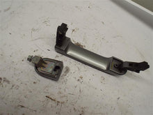 Load image into Gallery viewer, Exterior Door Handle Nissan Versa 2009 - MRK196506