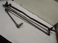 Load image into Gallery viewer, WIPER TRANSMISSION Express Savana 1500 2500 3500 1996 96 97 98 99 - 12 - MRK197067