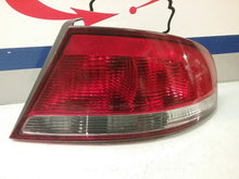 Load image into Gallery viewer, TAIL LIGHT LAMP ASSEMBLY Chrysler Sebring 01 02 03 04 05 06 Right - CTL197355