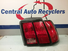 Load image into Gallery viewer, TAIL LIGHT LAMP ASSEMBLY Ford Mustang 99 00 01 02 03 04 Right - CTL197469