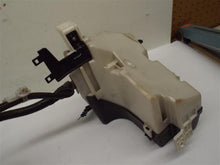 Load image into Gallery viewer, FUSE BOX Subaru Impreza 2005 05 2006 06 2007 07 - MRK199019