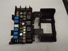 Load image into Gallery viewer, Fuse Box Hyundai Sonata 2007 - MRK200843