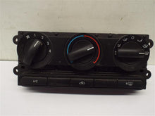 Load image into Gallery viewer, Temperature Controls FIVE HUNDRED 2005 - MRK200868