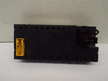 Load image into Gallery viewer, Temperature Controls FIVE HUNDRED 2005 - MRK200868