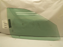 Load image into Gallery viewer, FRONT DOOR GLASS Saab 9-3 03 04 05 06 07 08 09 Right - MRK201385
