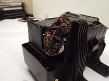Load image into Gallery viewer, Fuse Box Hyundai Sonata 2006 - MRK202230
