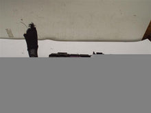 Load image into Gallery viewer, Fuse Box Jeep Liberty 2005 - MRK203689