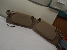Load image into Gallery viewer, Interior Sun Visors Cadillac DTS 2006 - MRK208410