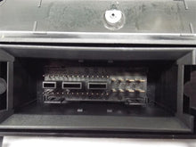 Load image into Gallery viewer, SPEEDOMETER CLUSTER Passat 2009 09 - MRK210540