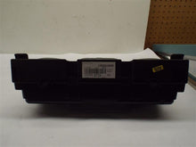 Load image into Gallery viewer, SPEEDOMETER CLUSTER Passat 2009 09 - MRK210540