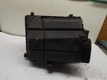 Load image into Gallery viewer, AIR CLEANER BOX Escalade Escalade ESV Escalade EXT Avalanche 1500 03-07 - MRK212253