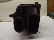 Load image into Gallery viewer, AIR CLEANER BOX Escalade Escalade ESV Escalade EXT Avalanche 1500 03-07 - MRK212253