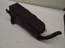 Load image into Gallery viewer, Fuse Box MAZDA TRIBUTE 2008 - MRK212427