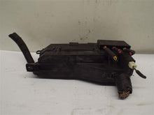 Load image into Gallery viewer, Fuse Box MAZDA TRIBUTE 2008 - MRK212427