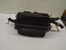 Load image into Gallery viewer, Fuse Box SATURN S SERIES 2000 - MRK212988