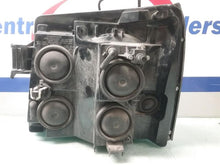 Load image into Gallery viewer, HEADLIGHT LAMP ASSEMBLY Escalade Escalade EXT 2002 02 Right - CTL214088
