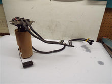 Load image into Gallery viewer, Fuel Pump Chevrolet Cobalt 2005 - MRK216802