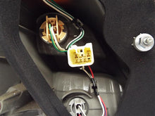 Load image into Gallery viewer, TAIL LIGHT LAMP ASSEMBLY Yaris 2009 09 2010 10 2011 11 Right - MRK218818
