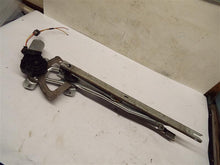 Load image into Gallery viewer, FRONT WINDOW REGULATOR Excursion F250SD F350SD 00 01 02 03 Right - MRK222291