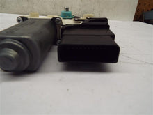 Load image into Gallery viewer, Power Window Motor Volkswagen Passat 2008 - MRK223426