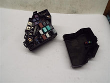 Load image into Gallery viewer, Fuse Box Honda Civic 2007 - MRK225011
