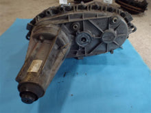 Load image into Gallery viewer, TRANSFER CASE Lincoln Navigator 2006 06 - MRK226690