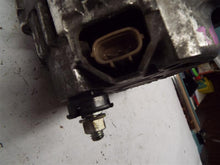 Load image into Gallery viewer, ALTERNATOR Nissan Sentra Versa 2007 07 2008 08 2.0 - MRK227325