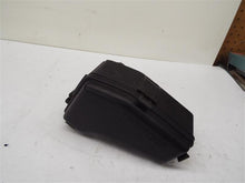 Load image into Gallery viewer, FUSE BOX Volvo C70 S60 S80 V70 XC70 2004 04 - MRK231601
