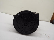 Load image into Gallery viewer, AC COMPRESSOR Volvo C70 2000 00 2001 01 2002 02 03 04 - MRK231605