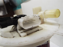 Load image into Gallery viewer, Fuel Pump Chevrolet Cruze 2012 - MRK232092