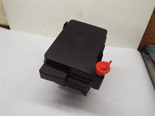 Load image into Gallery viewer, Fuse Box Chevrolet Equinox 2013 - MRK233836
