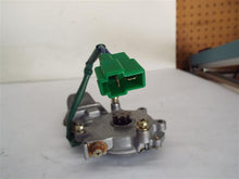 Load image into Gallery viewer, Power Window Motor Subaru Legacy 1999 - MRK234390