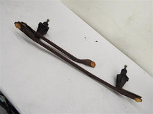 Load image into Gallery viewer, WIPER TRANSMISSION Hombre Envoy S10 Blazer Bravada 94 95 96 97 98 99 00 01 - 05 - MRK234672