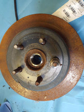 Load image into Gallery viewer, Rear Hub With Spindle GRAND CHEROKEE 2013 - MRK238158