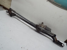 Load image into Gallery viewer, WINDSHIELD WIPER MOTOR Rainier Trailblazer Trailblazer Ext Envoy 02-09 - MRK238361