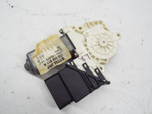 Load image into Gallery viewer, Power Window Motor Volkswagen Jetta 2002 - MRK238808