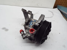 Load image into Gallery viewer, POWER STEERING PUMP 530i 525i 2006 06 - MRK238822