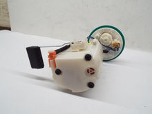 Load image into Gallery viewer, FUEL PUMP Kia Soul 2012 12 2013 13 - MRK239442