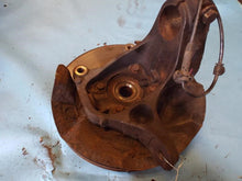 Load image into Gallery viewer, FRONT SPINDLE Mini Cooper Clubman 2007 07 2008 08 2009 09 10 11 12 Right - MRK240165