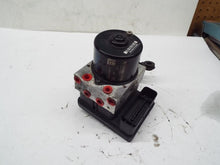 Load image into Gallery viewer, ABS PUMP Volkswagen Beetle 2004 04 2005 05 2006 06 2007 07 - MRK240295