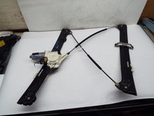 Load image into Gallery viewer, FRONT WINDOW REGULATOR BMW X5 X5M 2007 07 08 09 10 11 12 Right - MRK242219