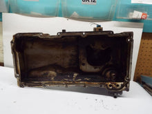 Load image into Gallery viewer, OIL PAN Hummer GMC Van Yukon Tahoe 1999 99 2000 00 2001 01 02 03 04 05 06 07 - MRK242693